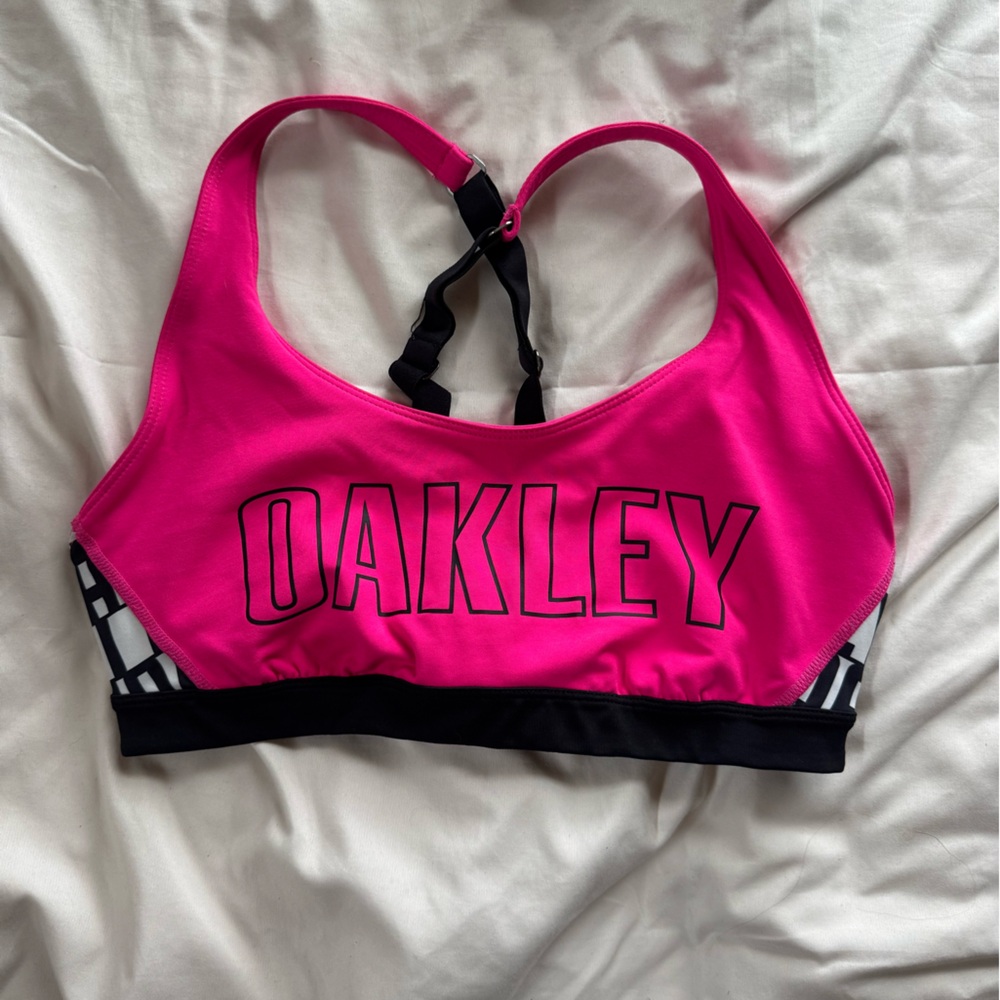 Oakley sports bra